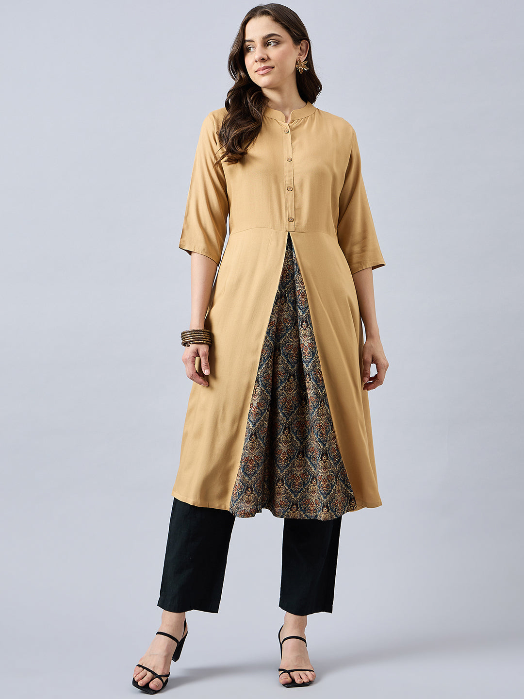 Women Mandarin Collar Anarkali Panelled Rayon Kurta