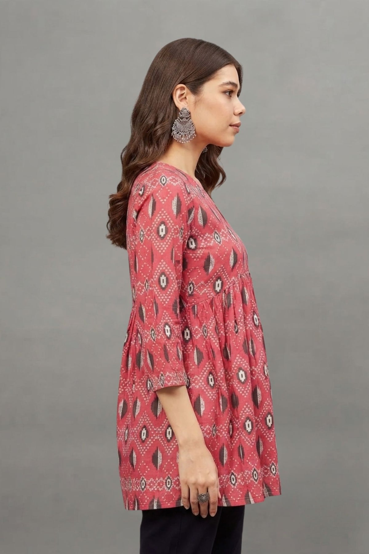 Rust Red Ikat Print V-neck Cotton Kurti for Women
