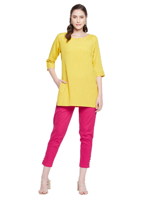 Pink kurti outlet with blue leggings