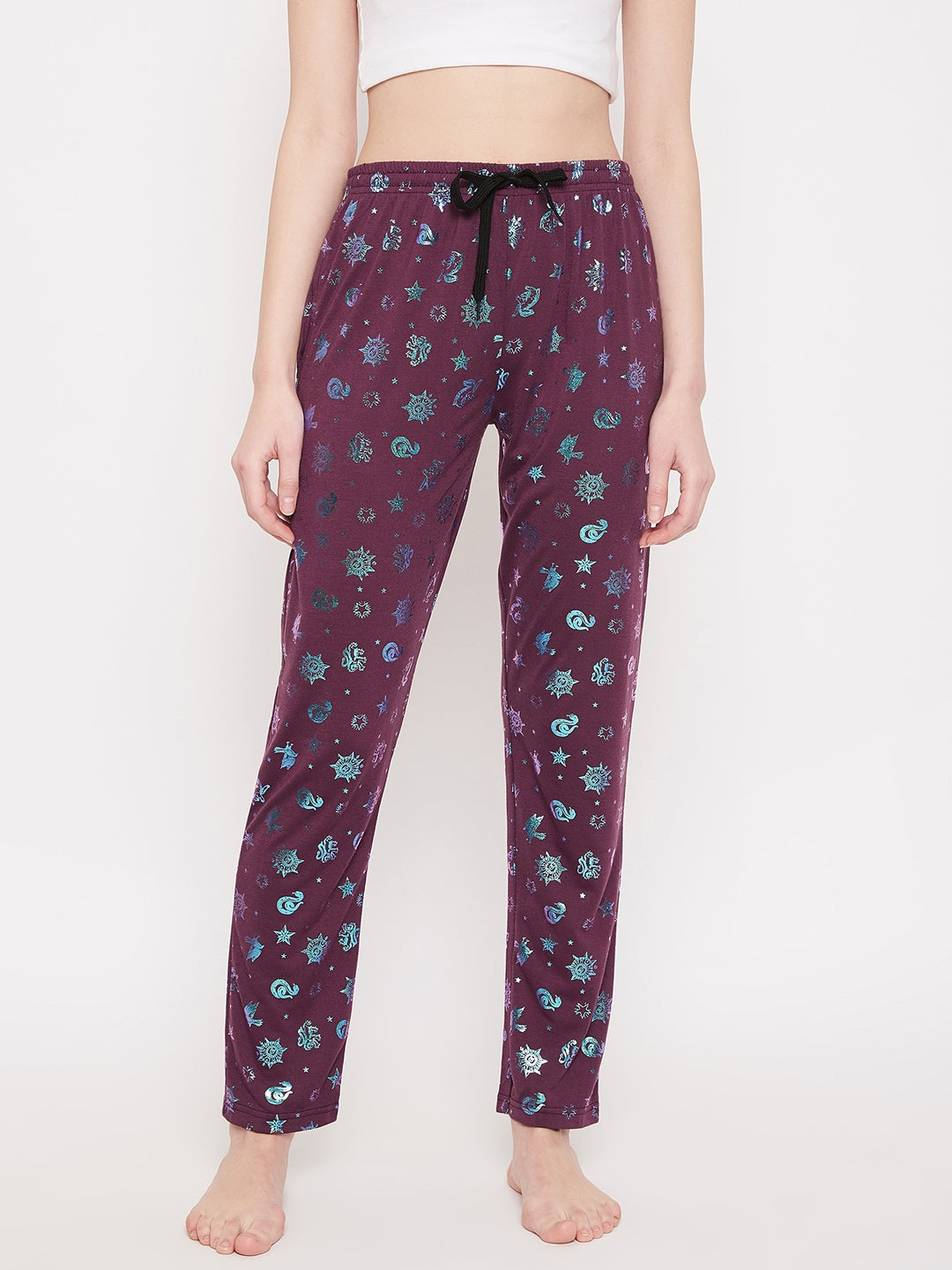 Women's Glowing Knights Printed Pajama