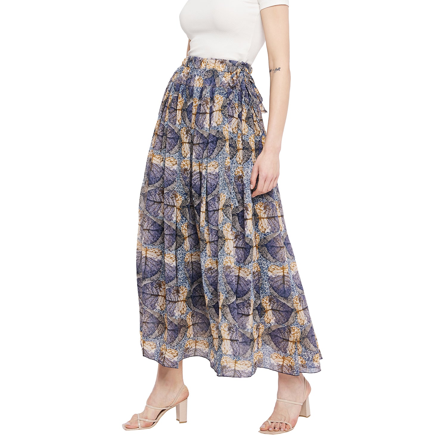 Leafy textured Pleat Skirt