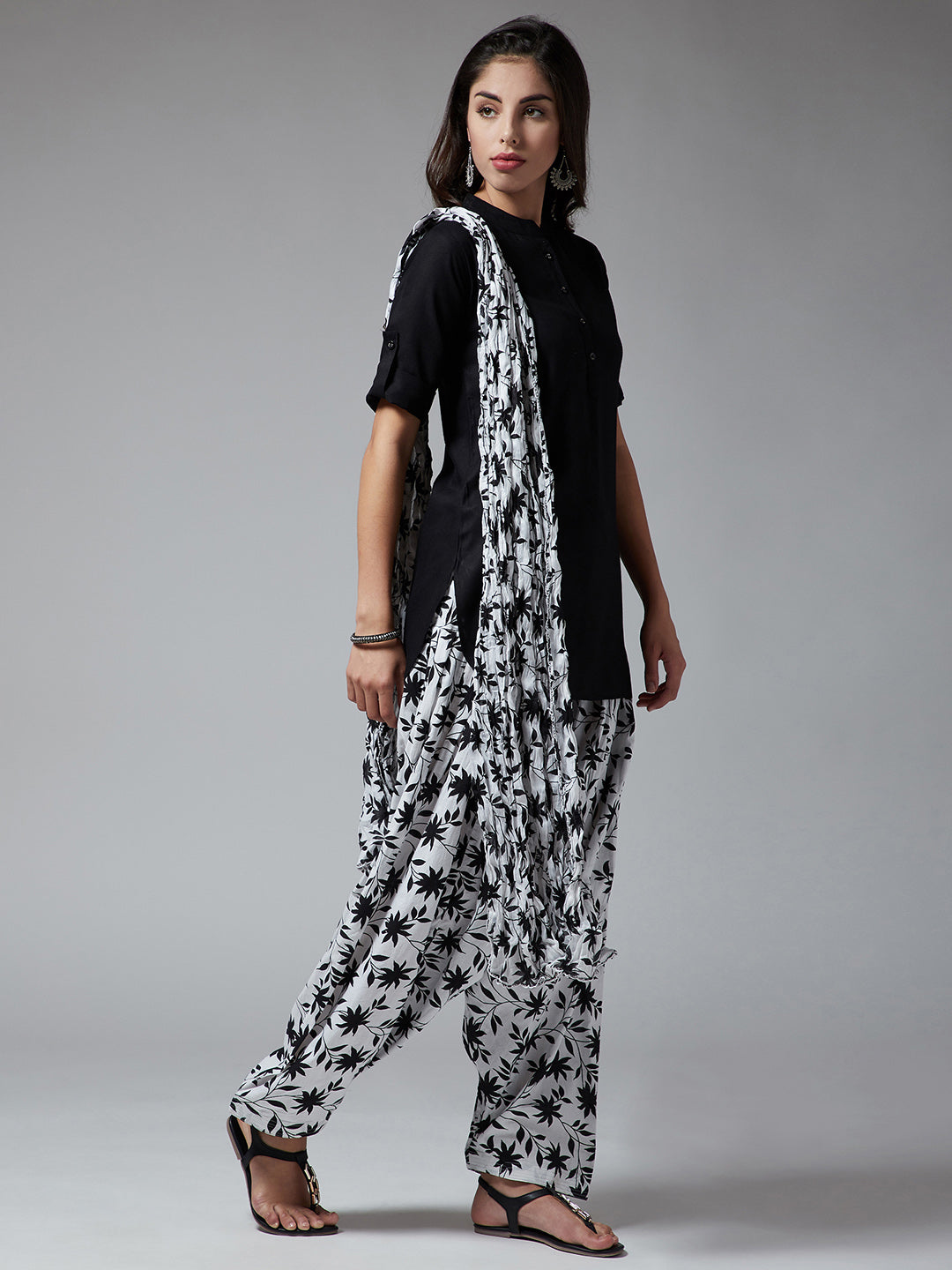 Retro Styled Patiala with Black Kurti Set