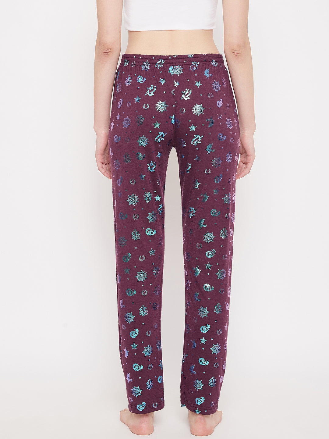 Women's Glowing Knights Printed Pajama