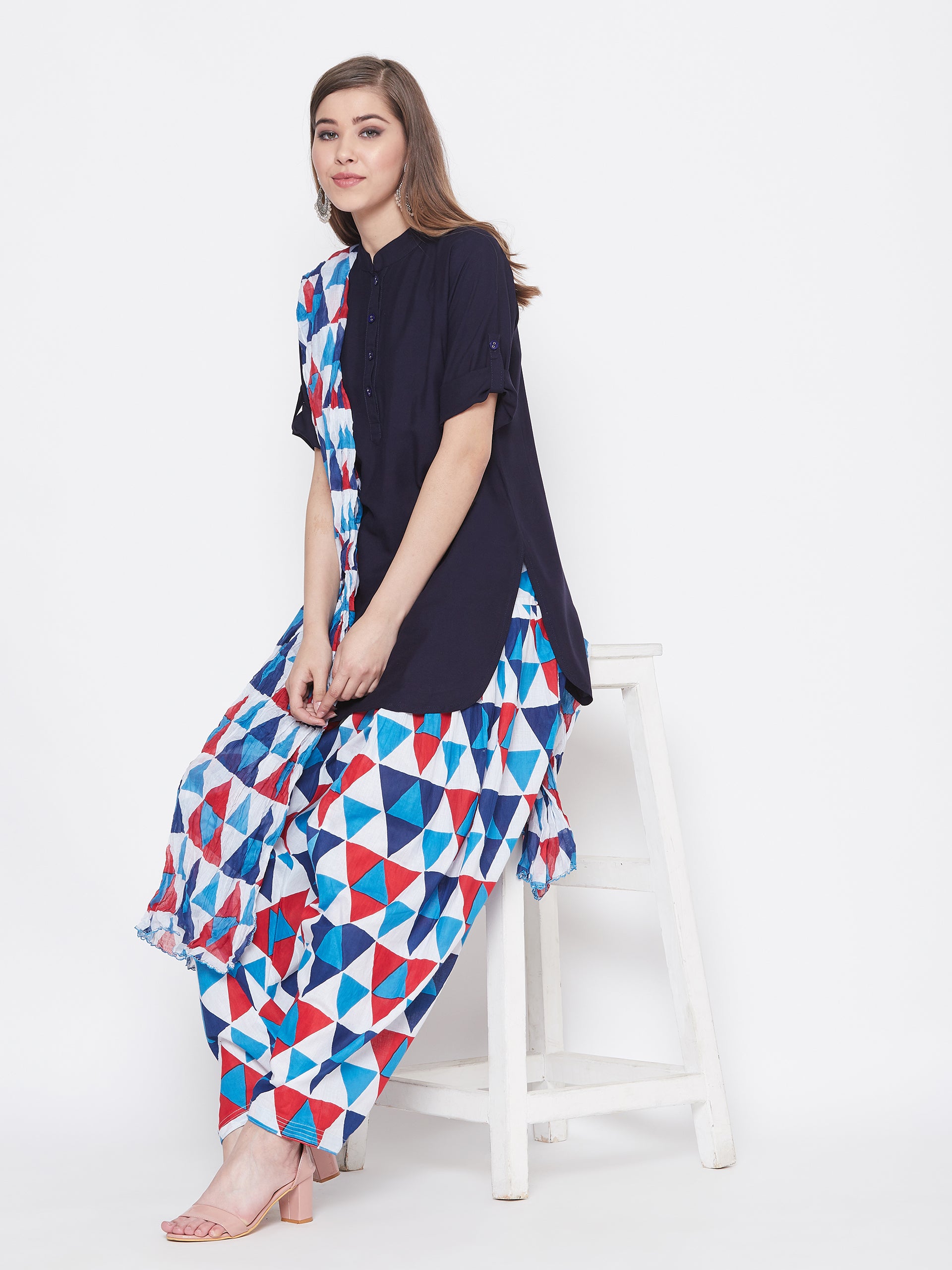 Geometric Pattern Printed Cotton Patiala with Dupatta Free Size