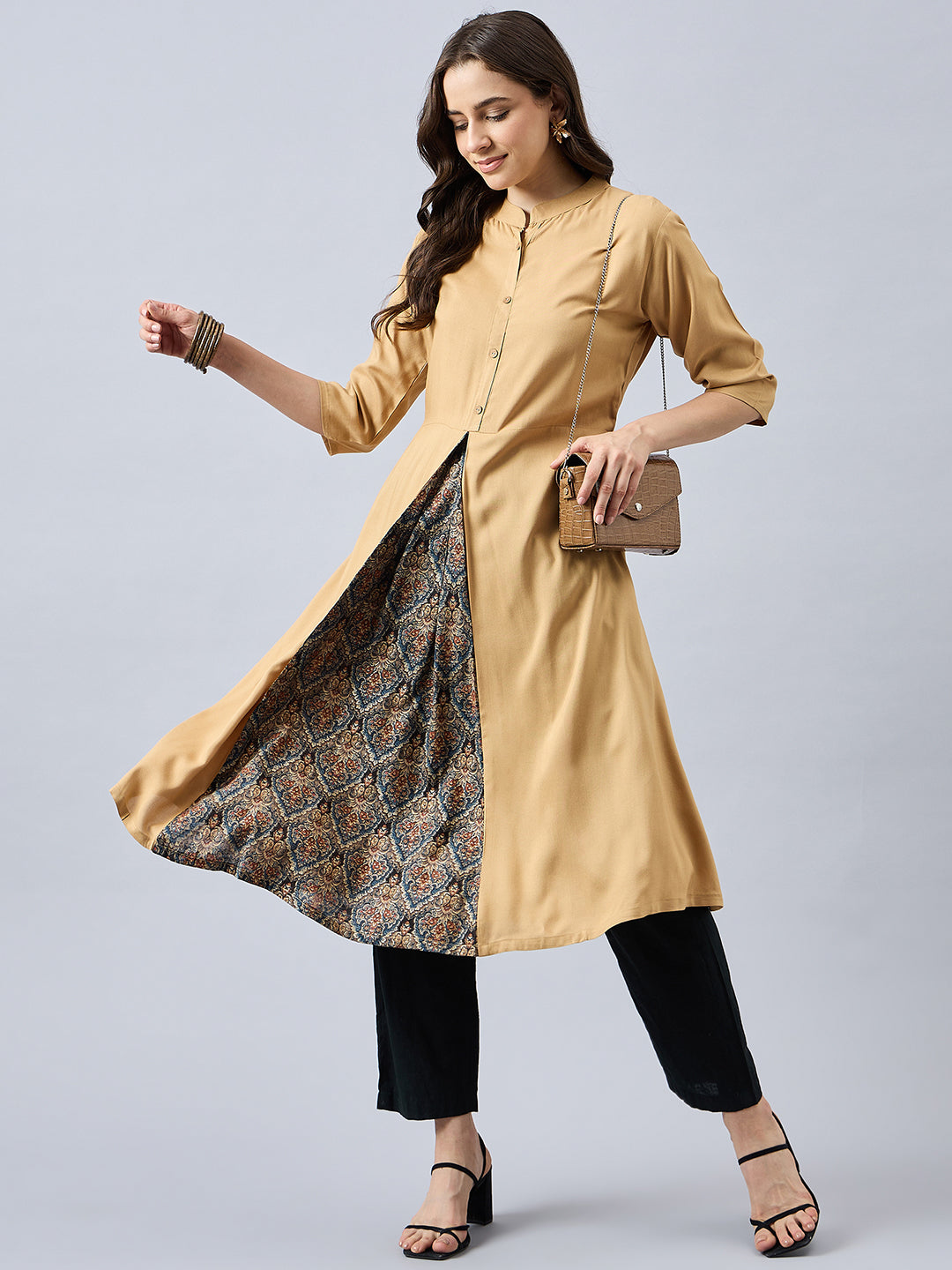 Women Mandarin Collar Anarkali Panelled Rayon Kurta