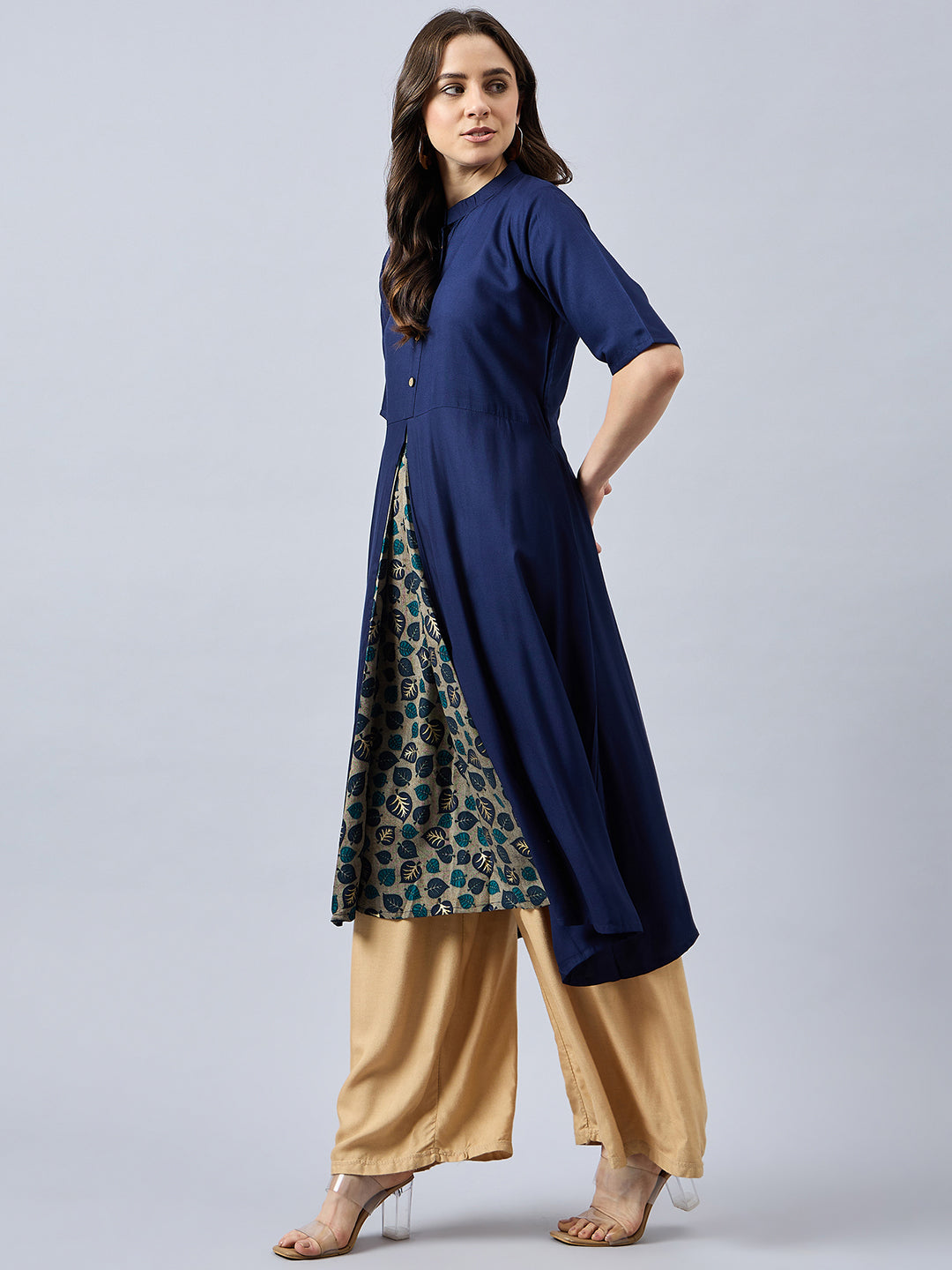 Women Mandarin Collar Anarkali Panelled Rayon Kurta