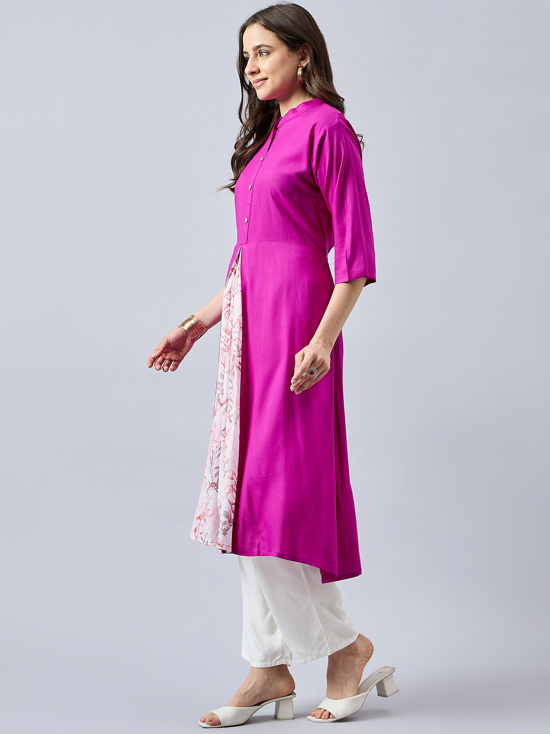 Women Mandarin Collar Anarkali Panelled Rayon Kurta