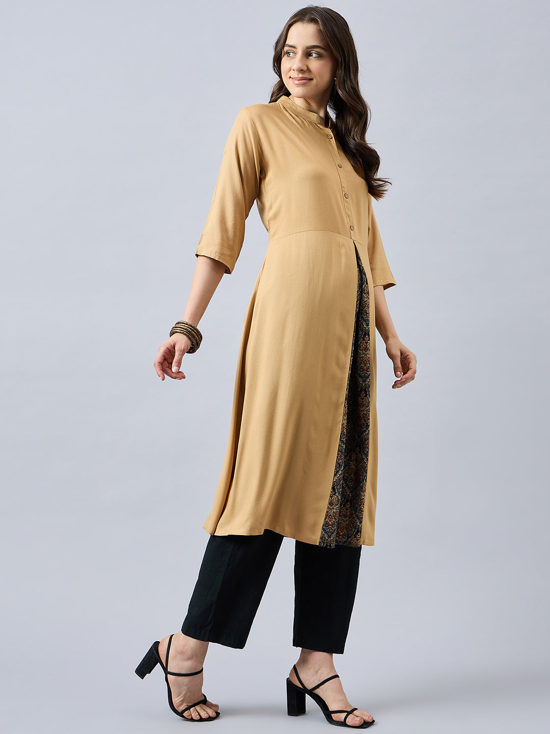 Women Mandarin Collar Anarkali Panelled Rayon Kurta