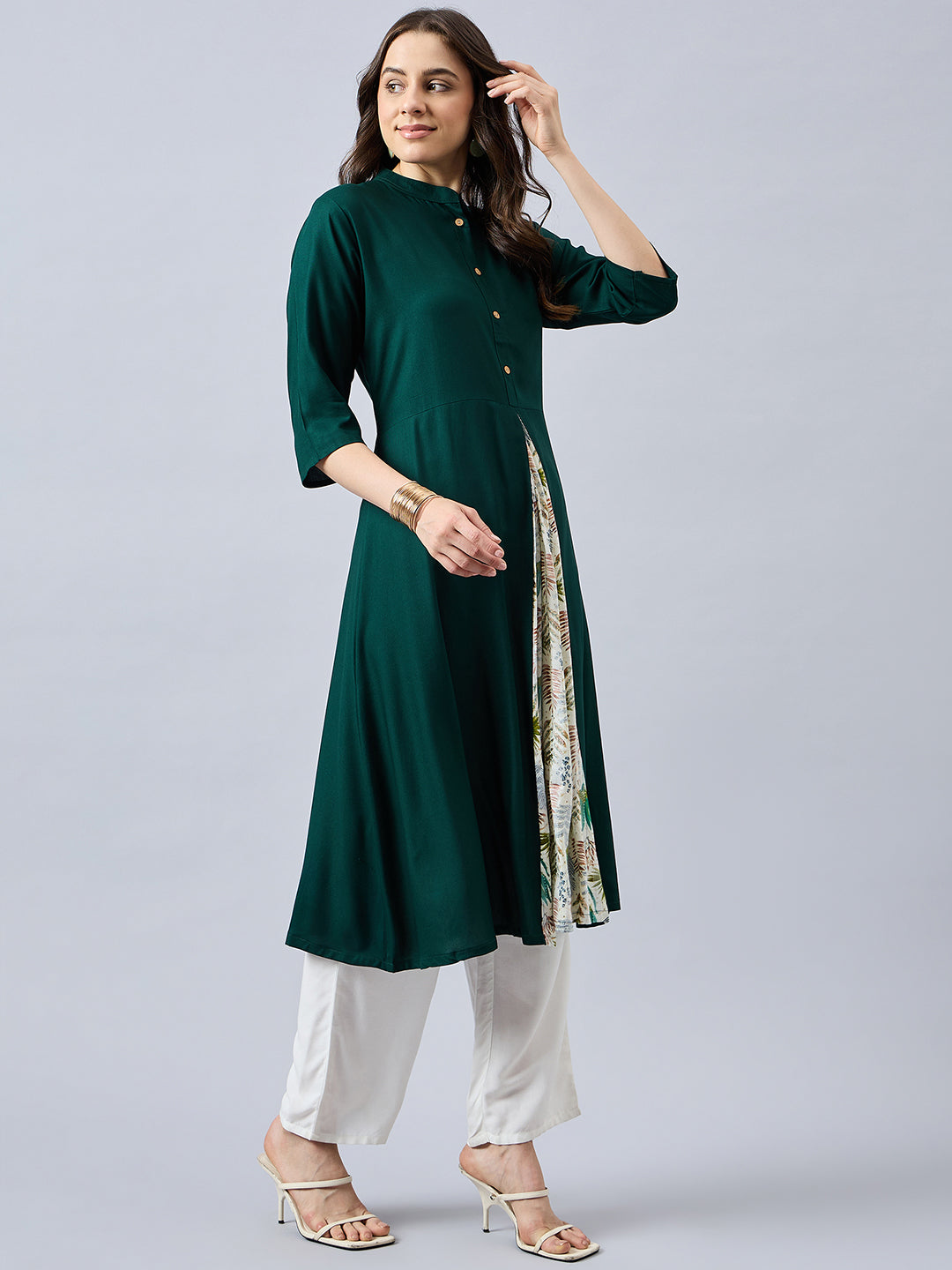 Women Mandarin Collar Anarkali Panelled Rayon Kurta