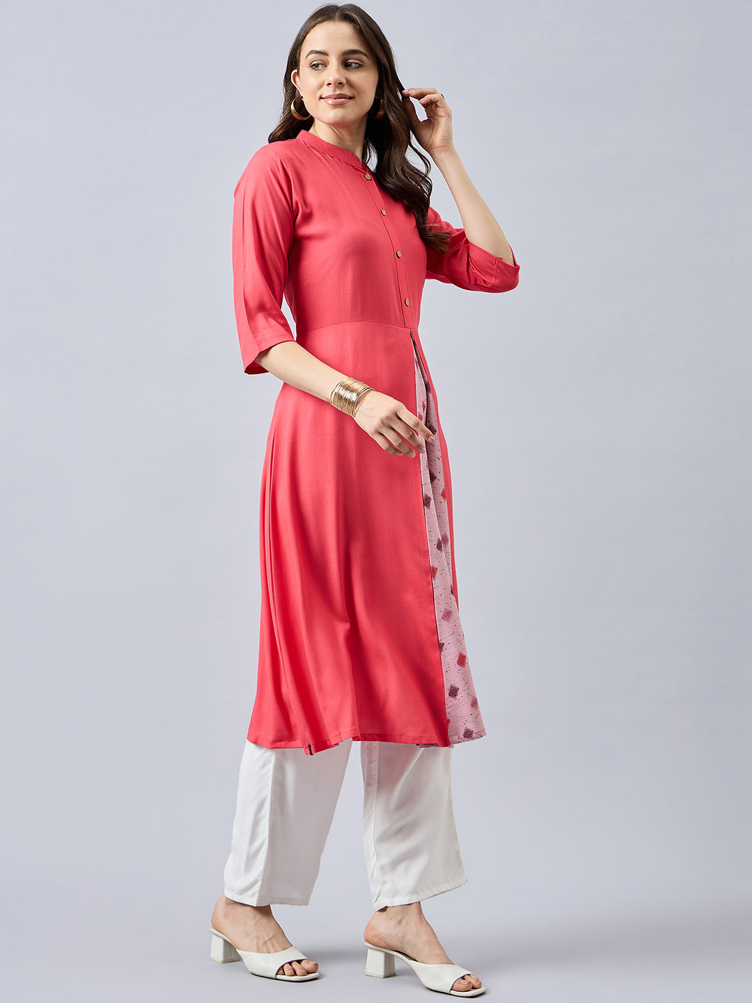 Women Mandarin Collar Anarkali Panelled Rayon Kurta