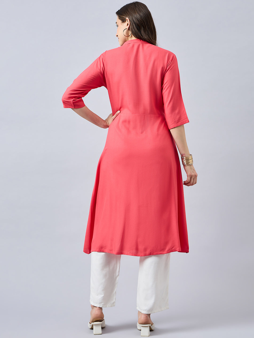 Women Mandarin Collar Anarkali Panelled Rayon Kurta