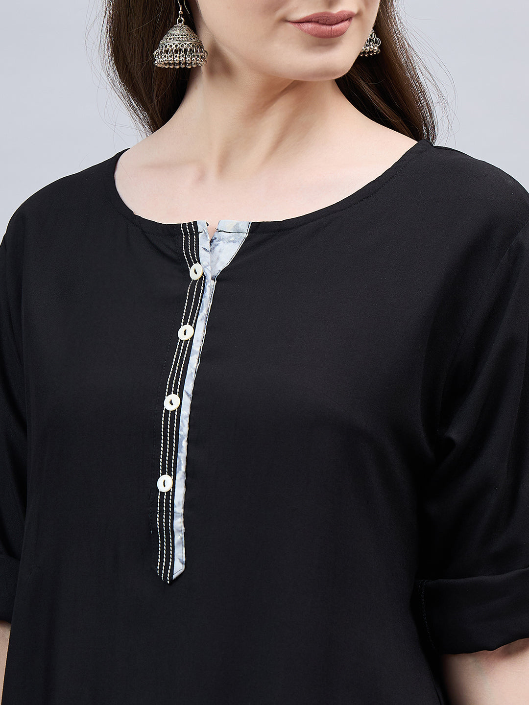 Black Round Neck Straight Fit Rayon Kurti M