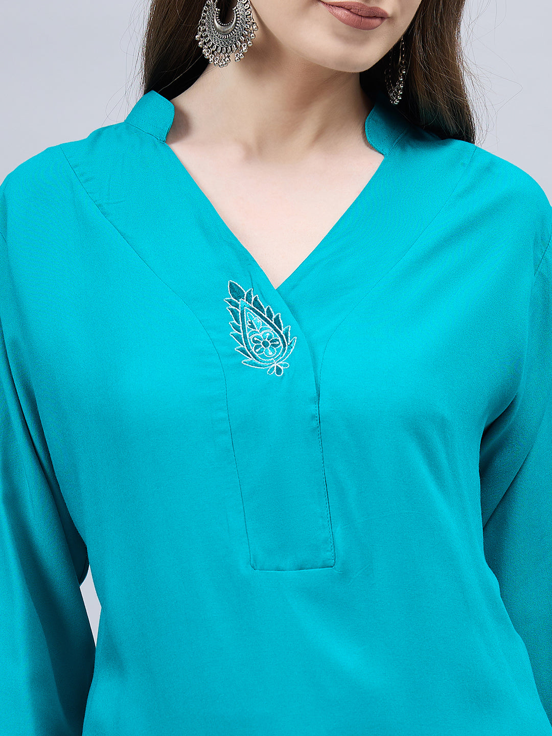 Turquoise V-Neck Straight Fit Rayon Kurti