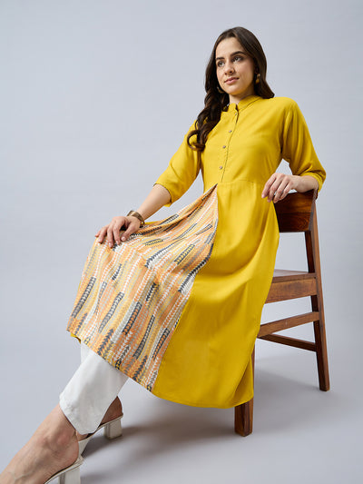 Women Mandarin Collar Anarkali Panelled Rayon Kurta