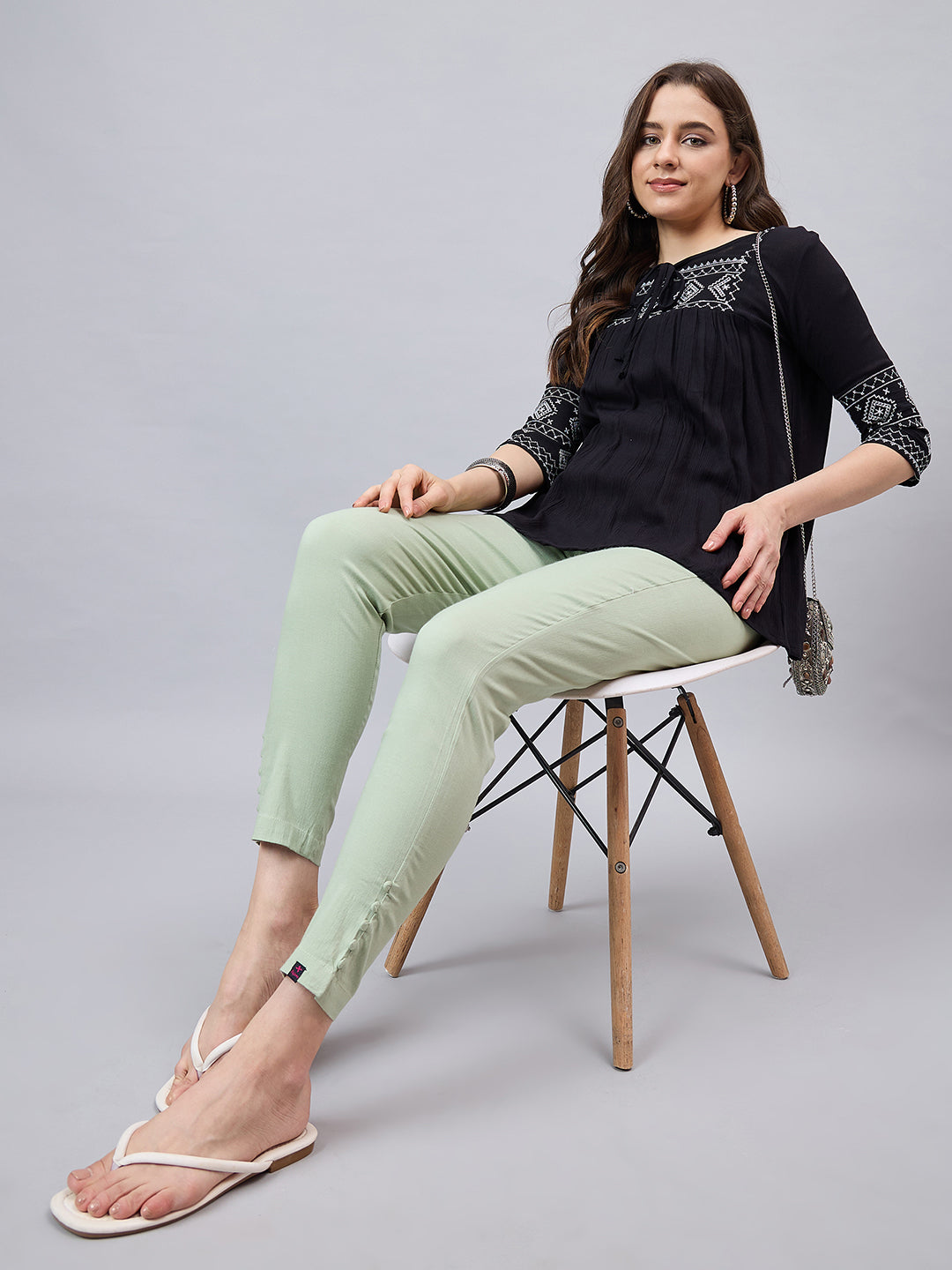Pista Green Regular Fit Potli Pants