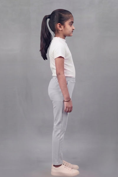 Girls Grey Colour Straight Pant
