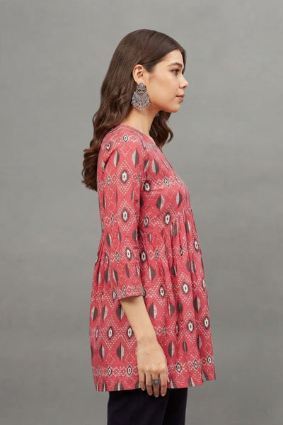 Rust Red Ikat Print V-neck Cotton Kurti for Women