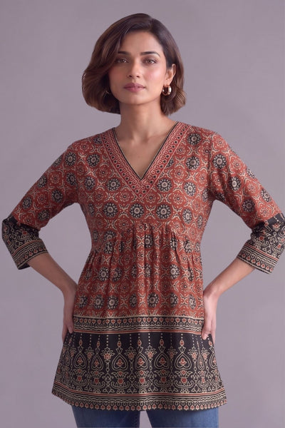 Ethnic rust border cotton V neck kurti