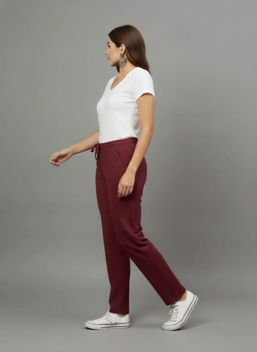 Maroon joggers for women, image 3