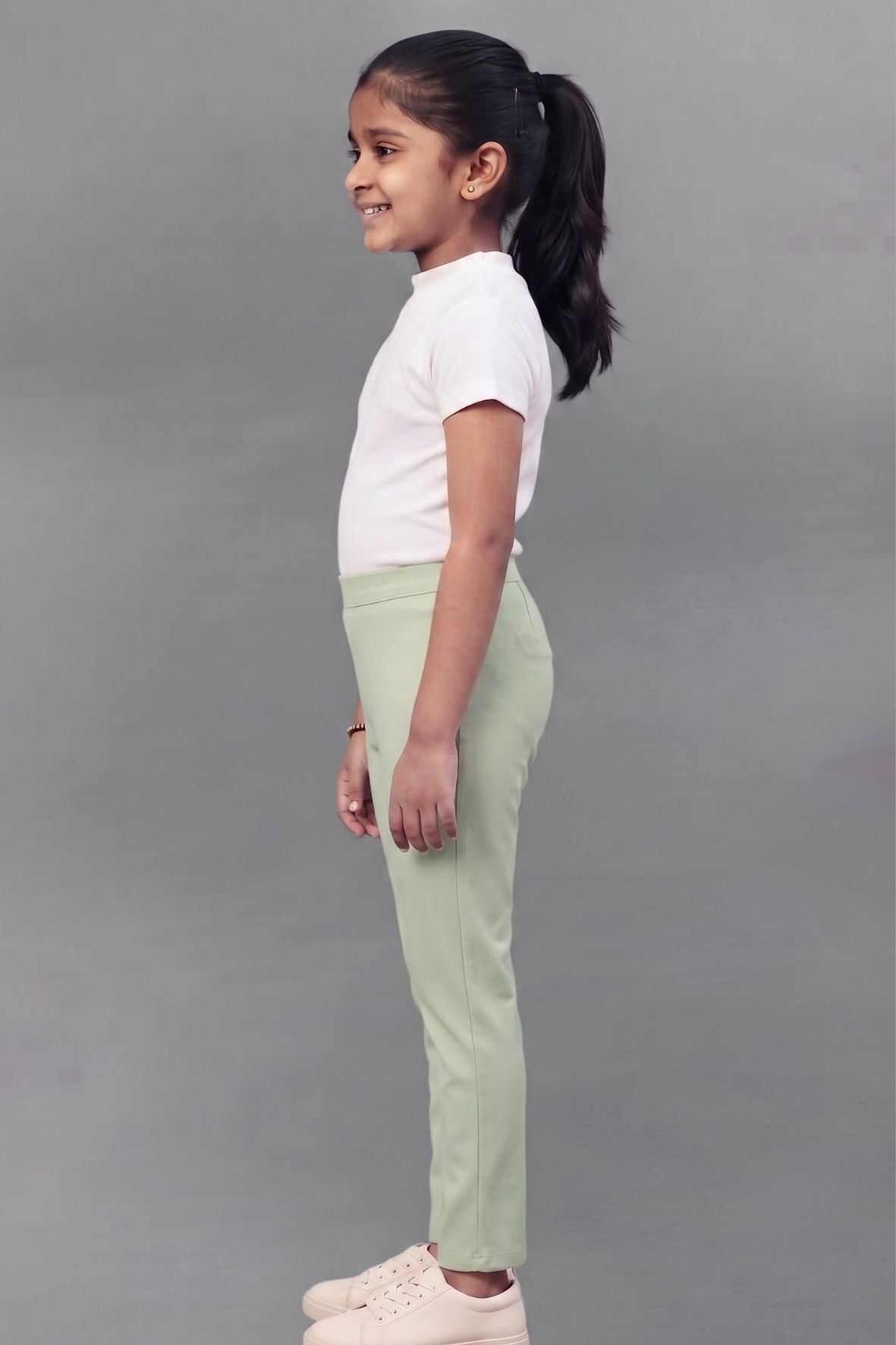Girls Pastel Green Colour Straight Pant