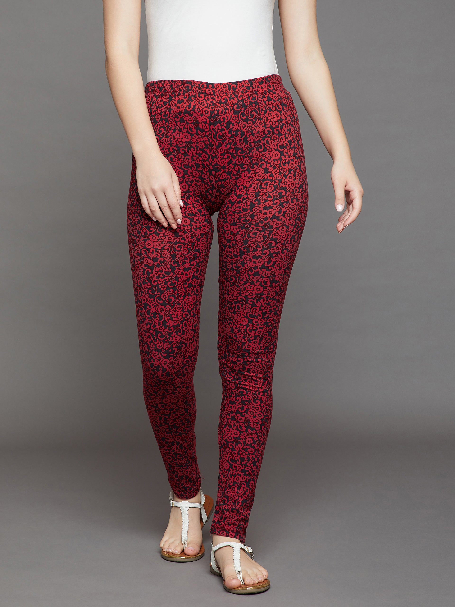 Footed Ethnic Wear Legging with Metallic touch
