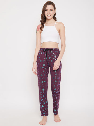 Women's Glowing Knights Printed Pajama
