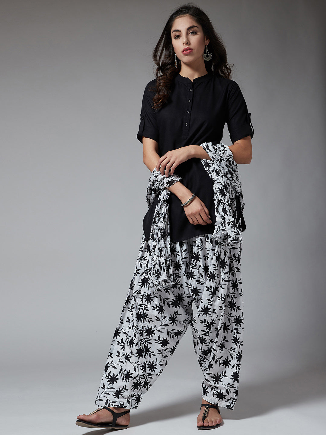 Retro Styled Patiala with Black Kurti Set