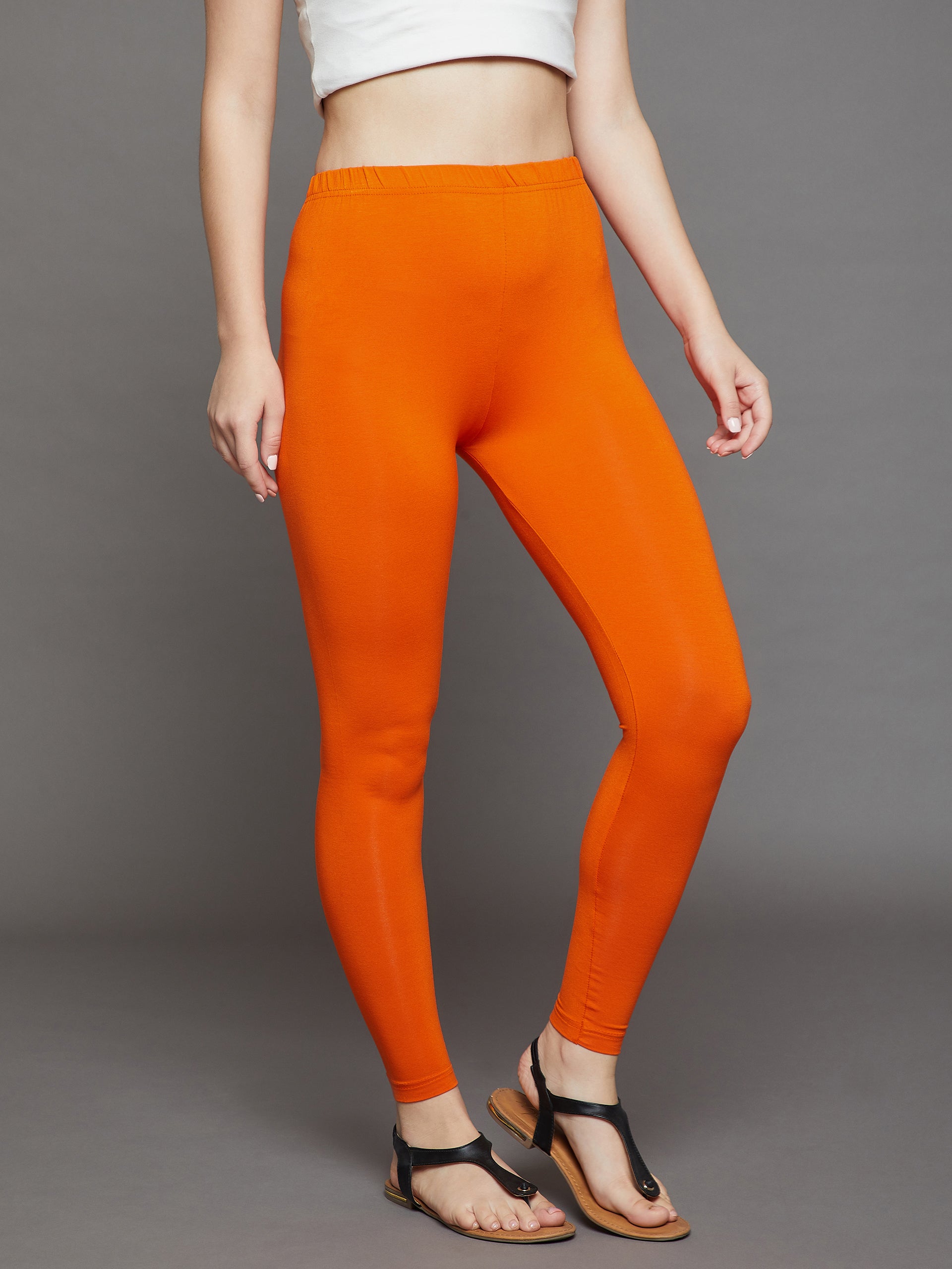 Fascinating orange color leggings