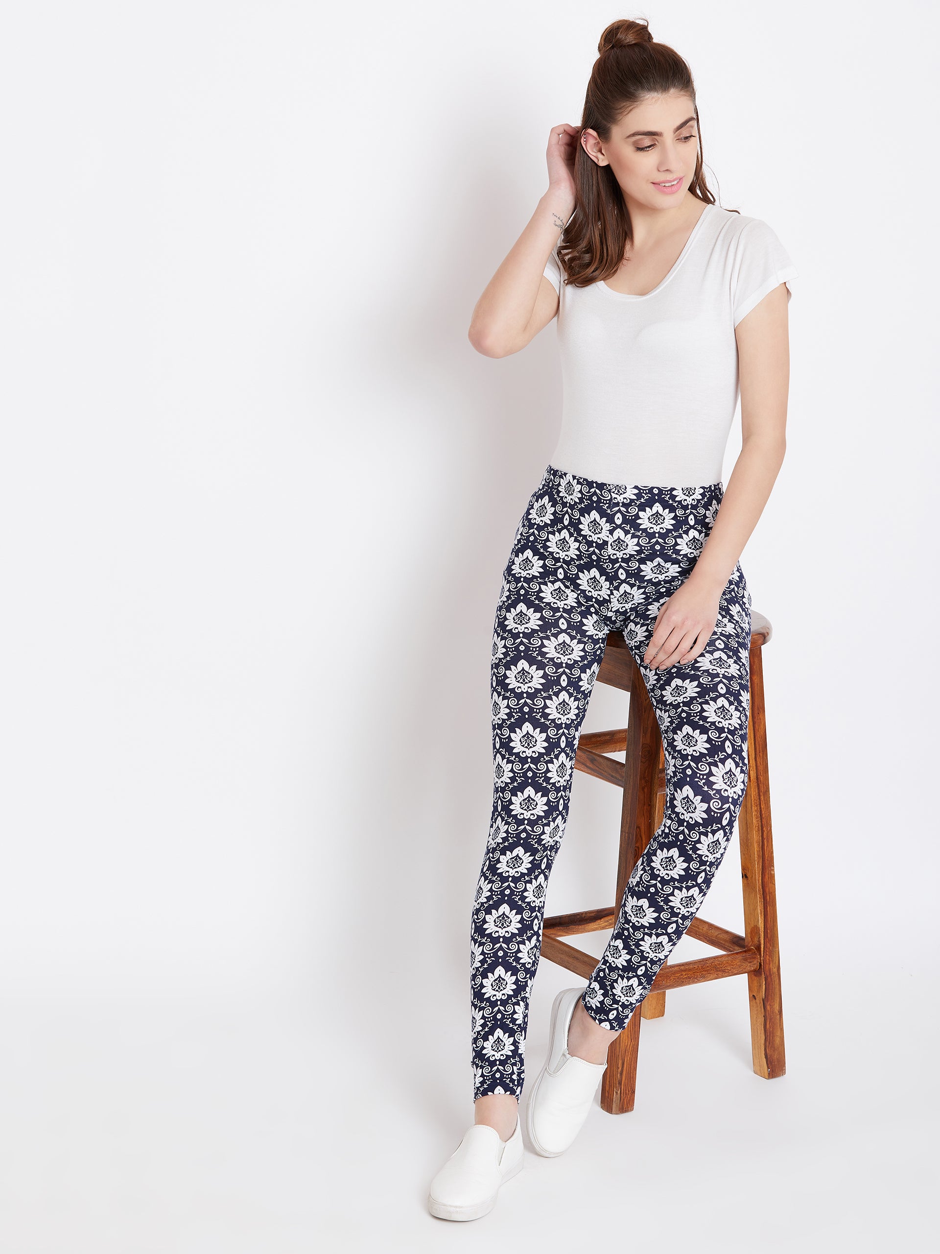 Navy blue with Lotus Printed Legging